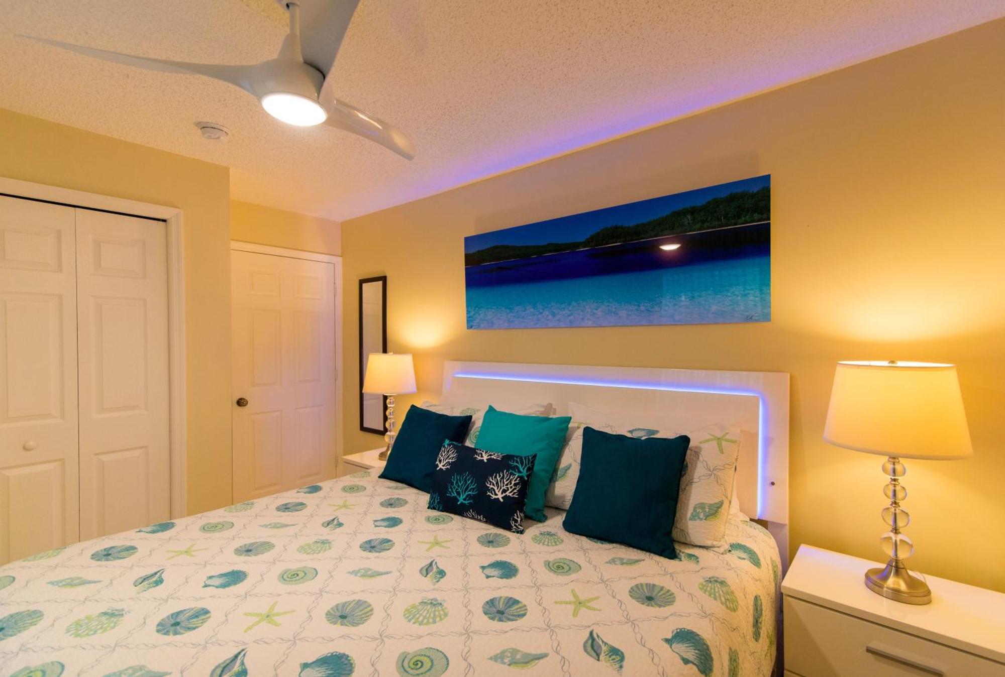 Regal Beach Club George Town Zimmer foto